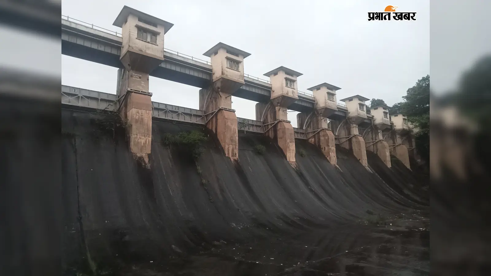 Dimna Dam Water Level: डिमना डैम का जलस्तर खतरे के निशान पर, पानी गिरते ही खुलेंगे फाटक