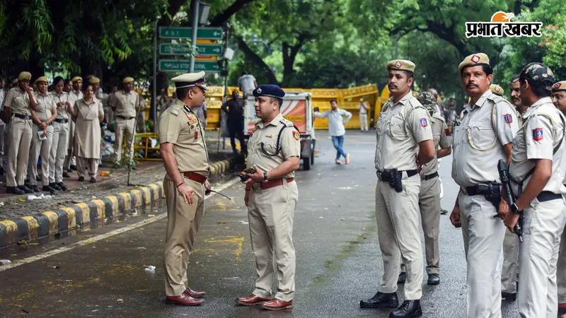 जंतर मंतर पर तैनात दिल्ली पुलिस की फाइल फोटो, एएनआई