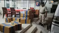 बेगूसराय में नशे के कारोबार पर पुलिस का शिकंजा, 31 पेटी कोडीन सिरप के साथ दो गिरफ्तार
