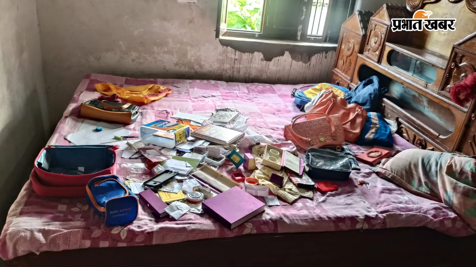 मोतिहारी: कोटवा में खिड़की तोड़कर घर में घुसे चोर, लाखों के सोने-चांदी के गहने व 65 हजार नकद ले उड़े