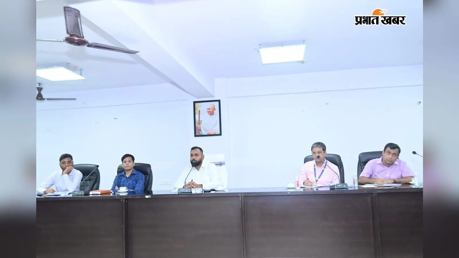 रक्सौल एयरपोर्ट से उड़ान कब? दूसरे चरण के सर्वे में जुटा प्रशासन, जानिए अब तक क्या हुआ