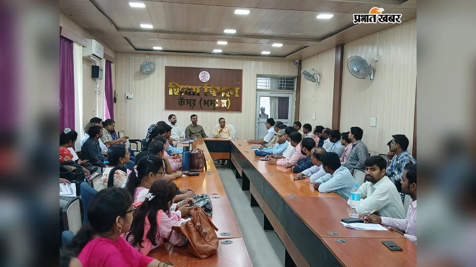 कैमूर के मॉडल स्कूलों की लैब पर शिक्षा विभाग सख्त, एक सप्ताह में पूरी करनी होगी कमी, लापरवाही पर होगी कार्रवाई