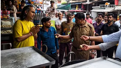 मिठाई में आखिर ऐसा क्या था? बनाने वाले दुकानदार ने खुद खाने से किया इनकार, SDM की जांच का वीडियो वायरल