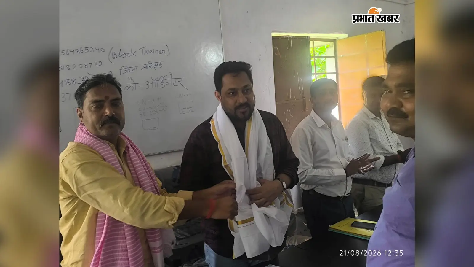 बक्सर: केसठ पंचायत समिति की बैठक में विकास योजनाओं की समीक्षा, थाना और बैंक खोलने की उठी मांग