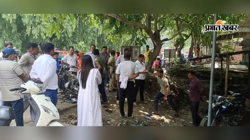 मिरचाईबाड़ी में चला अतिक्रमण हटाओ अभियान, 27 हजार रुपये जुर्माना वसूला