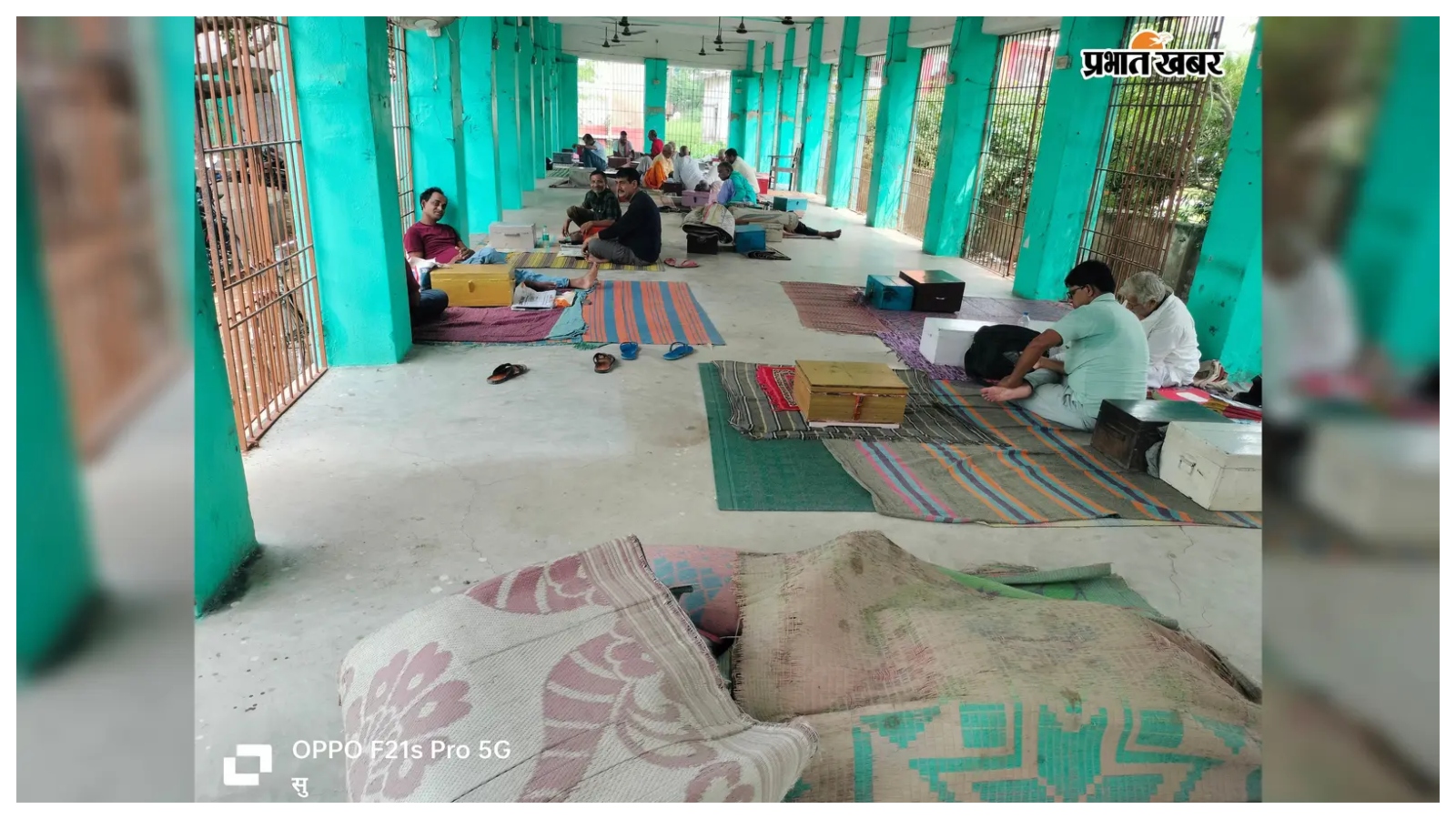 खाली पड़ा सेवा प्रदाता कक्ष