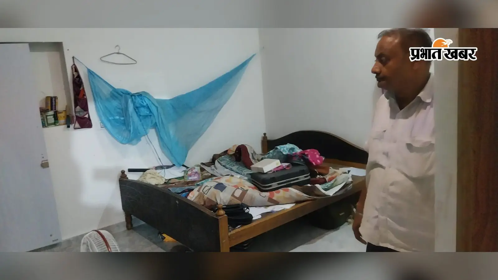 जहानाबाद: बंद मकान में छत के रास्ते घुसे चोर, छह लाख नकद समेत 30 लाख की संपत्ति ले उड़े