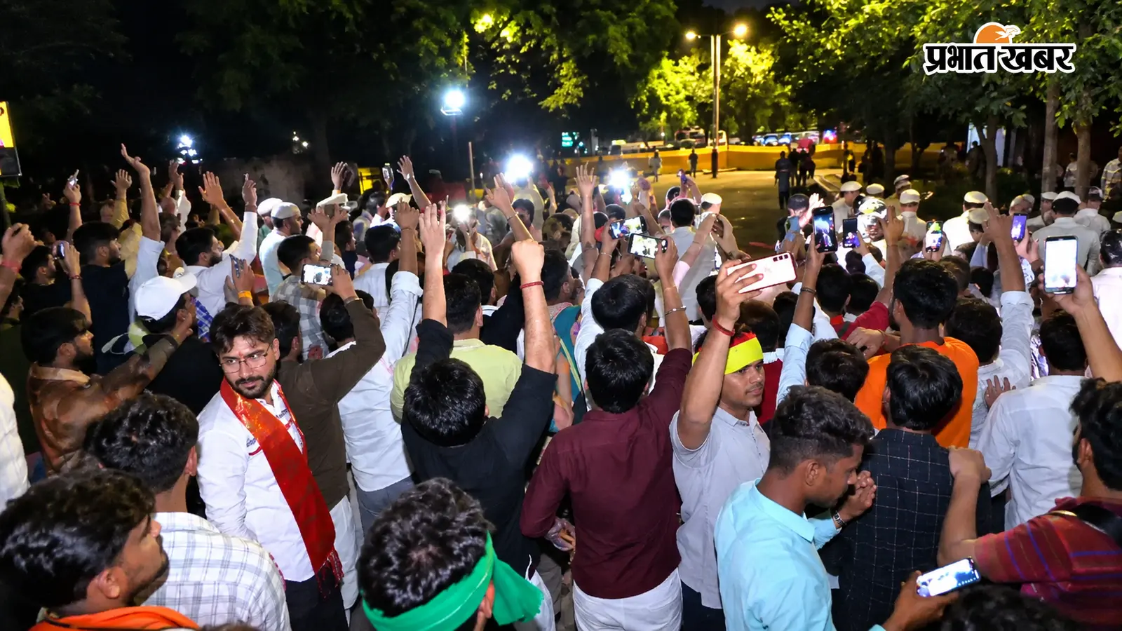 UGC नियमों के विरोध में जंतर-मंतर पर हजारों स्टूडेंट्स की भीड़, आरक्षण में बदलाव की उठी मांग
