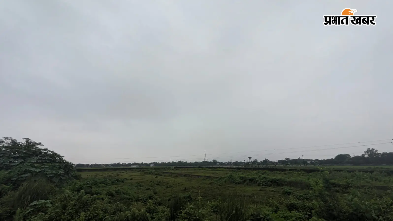 किशनगंज में मौसम का मिजाज बदला, कहीं उमस तो कहीं आसमान में छाए बादल