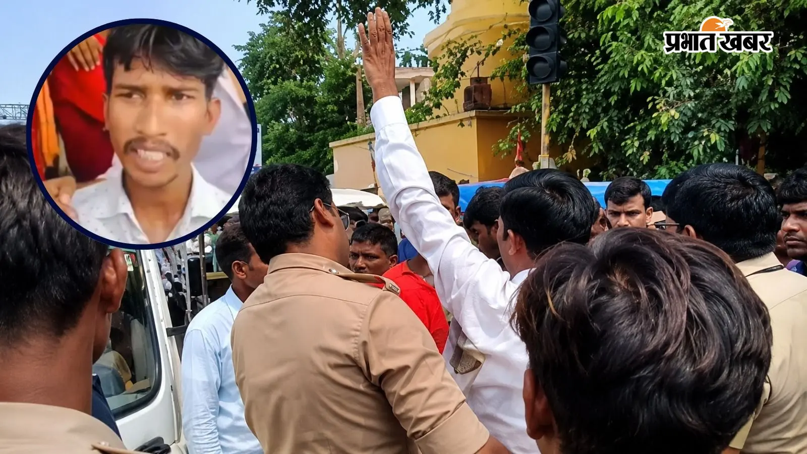‘चौकी में बंद कर पीटा’... लखनऊ में लॉ छात्र से मारपीट का आरोप, विरोध में सड़क पर उतरे यूनिवर्सिटी छात्र