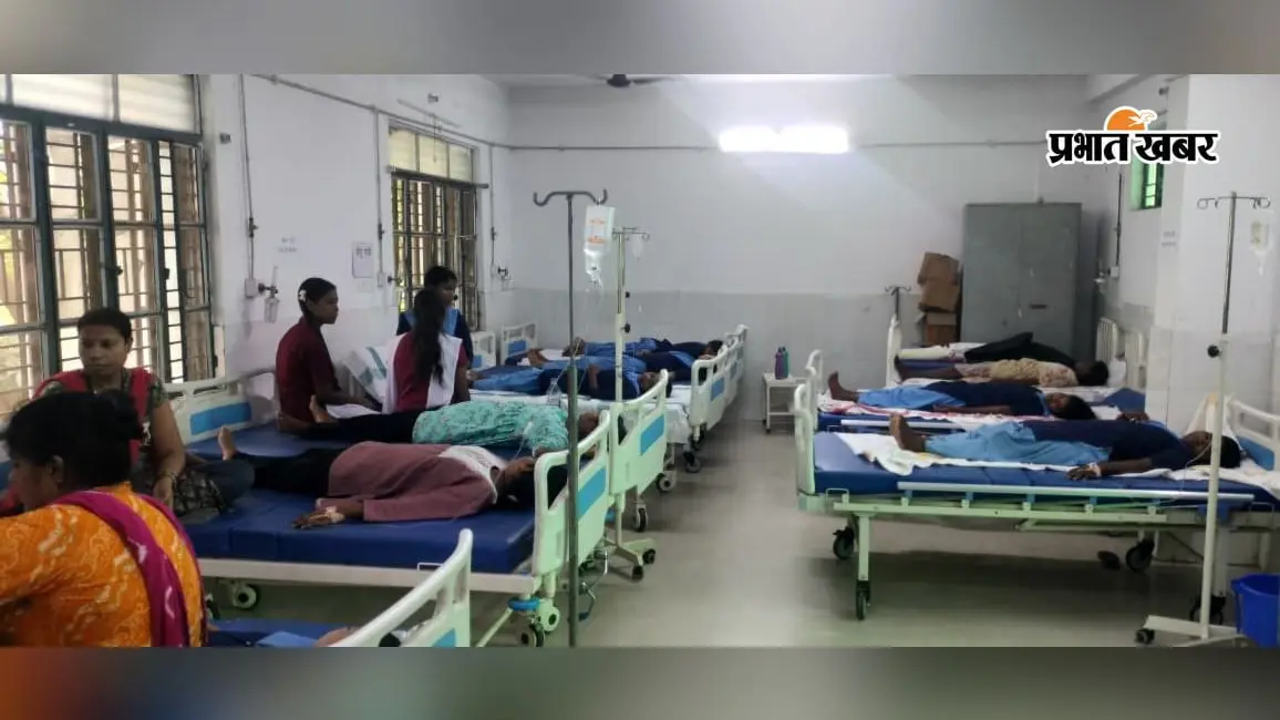 प्रार्थना के दौरान कस्तूरबा विद्यालय की नौ छात्राओं की तबीयत बिगड़ी, कराया भर्ती