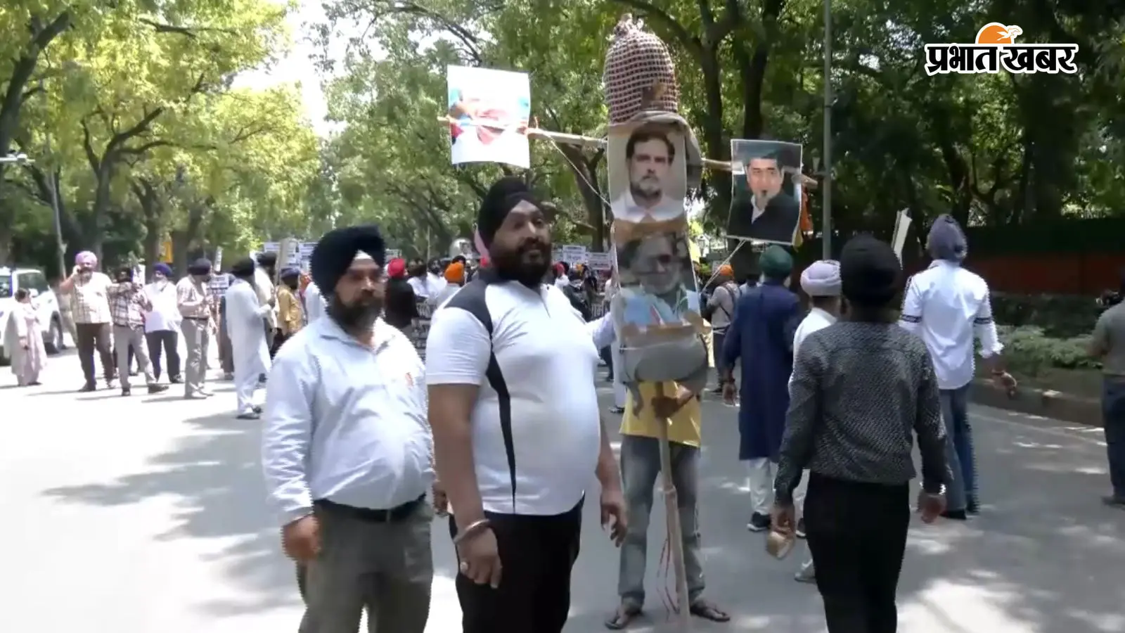राहुल गांधी के घर के बाहर सिखों का प्रदर्शन, सज्जन कुमार को ‘रोल मॉडल’ बताने पर बवाल