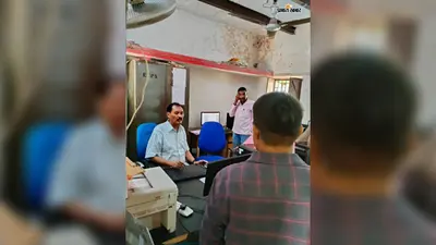 कैमूर: भगवानपुर RTPS काउंटर पर एक घंटे से बिजली गुल, भीषण गर्मी में ADM ने की जांच; सभी काम मिले संतोषजनक