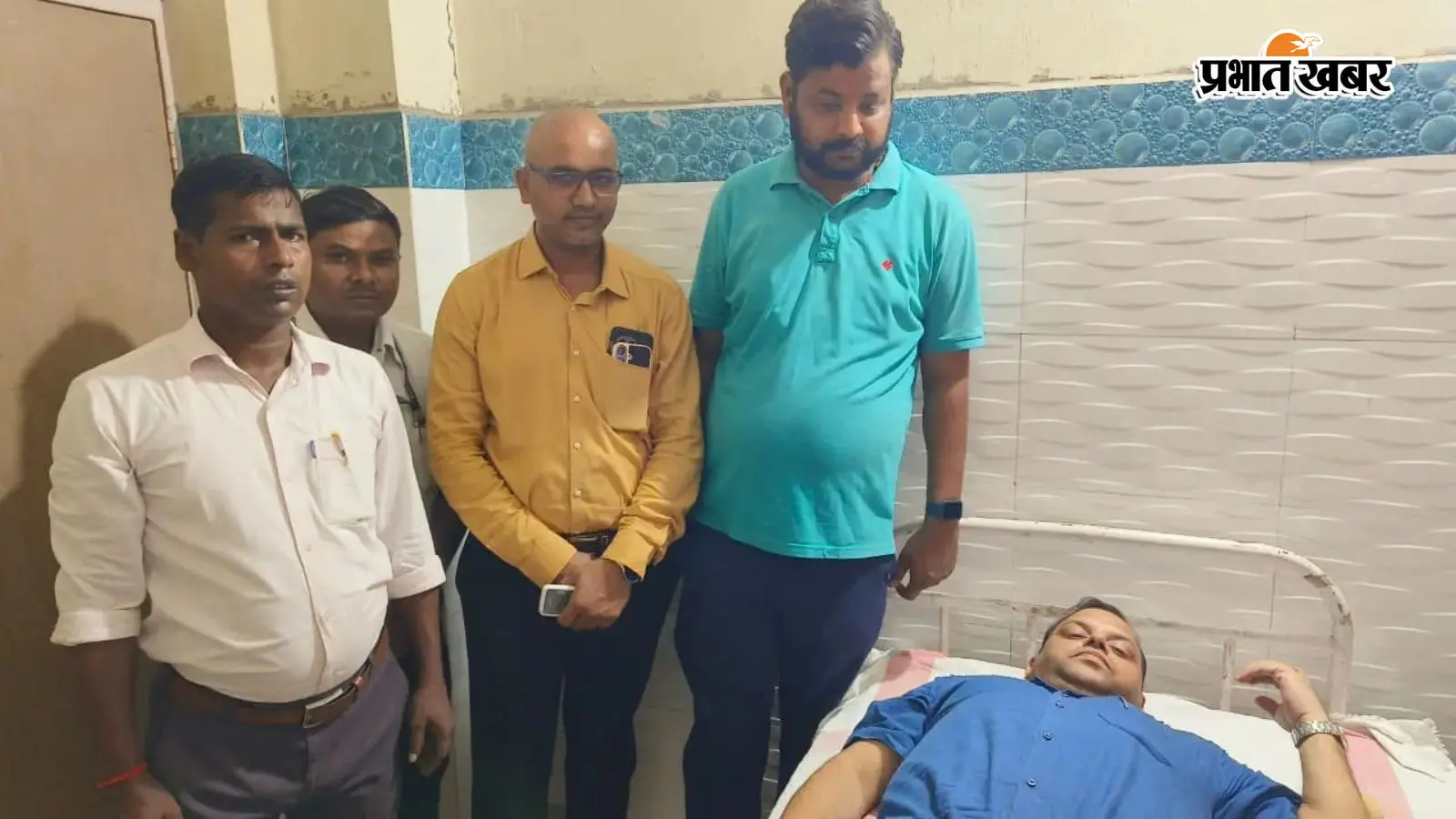 औरंगाबाद के ओबरा में स्वैच्छिक रक्तदान शिविर, बीडीओ समेत कई लोगों ने किया रक्तदान