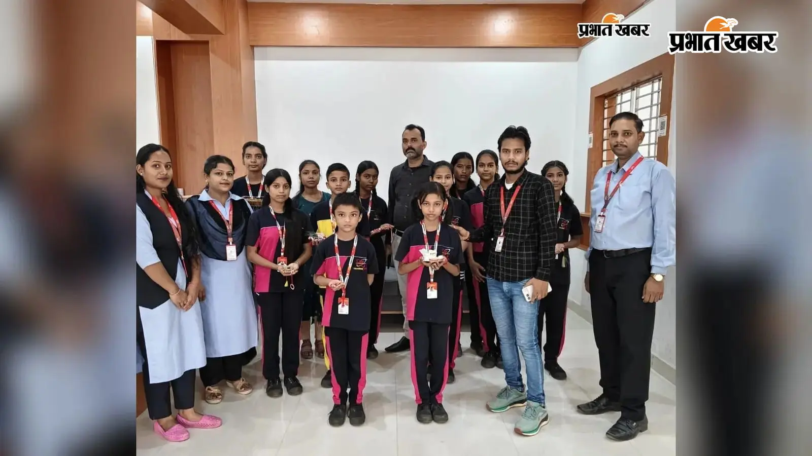 रजौली के जेपीएस इंटरनेशनल स्कूल में राखी प्रतियोगिता, बच्चों ने दिखाई कलात्मक प्रतिभा