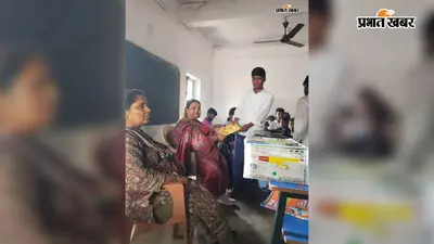 राजकीय मध्य विद्यालय रजौली में परेड प्रतिभागियों का सम्मान,अनुशासित व नियमित छात्र हुए पुरस्कृत