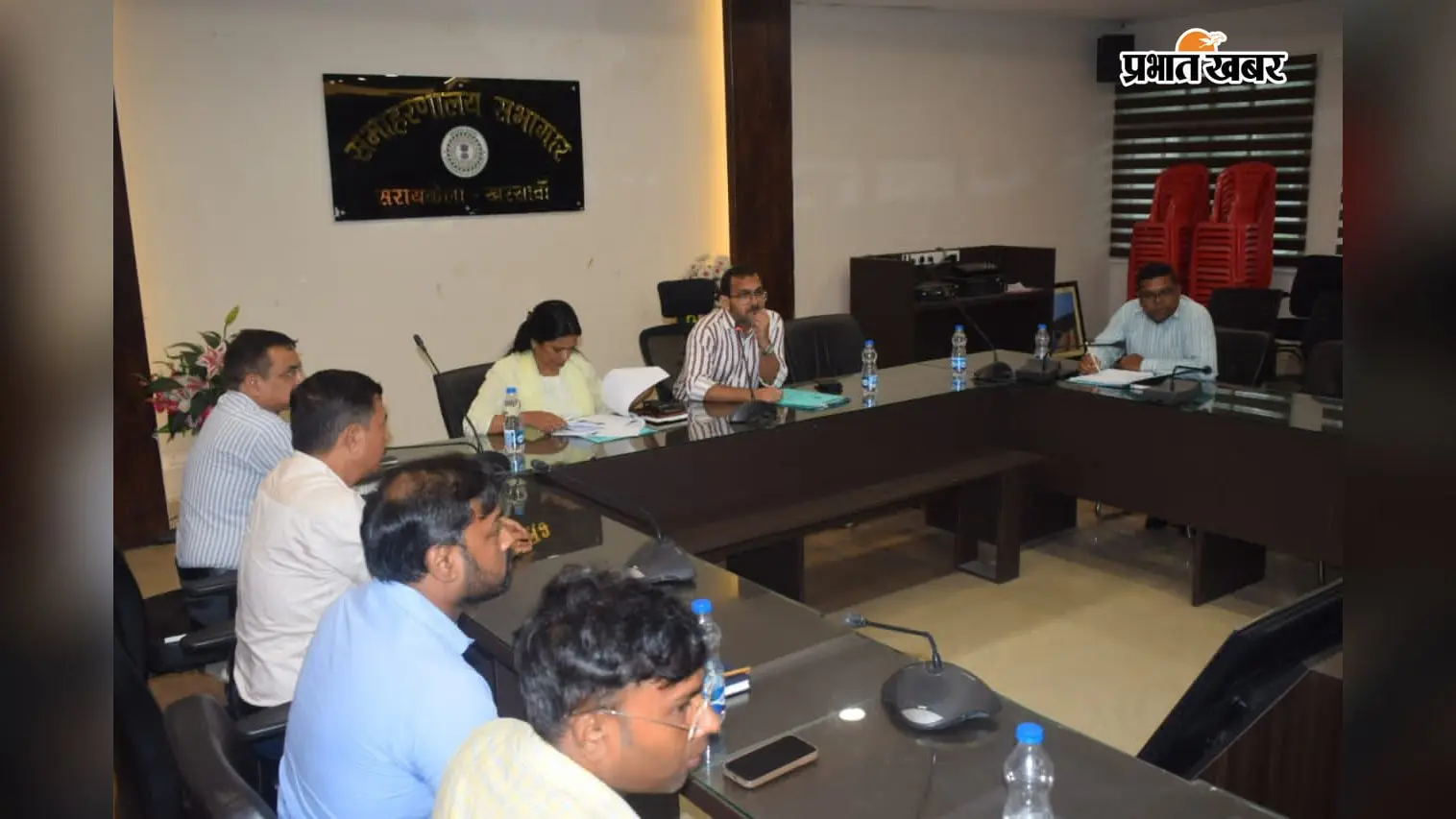 लंबित कार्यों को समय सीमा में पूरा करें, देरी करने वाले संवेदकों को नोटिस करें : डीसी