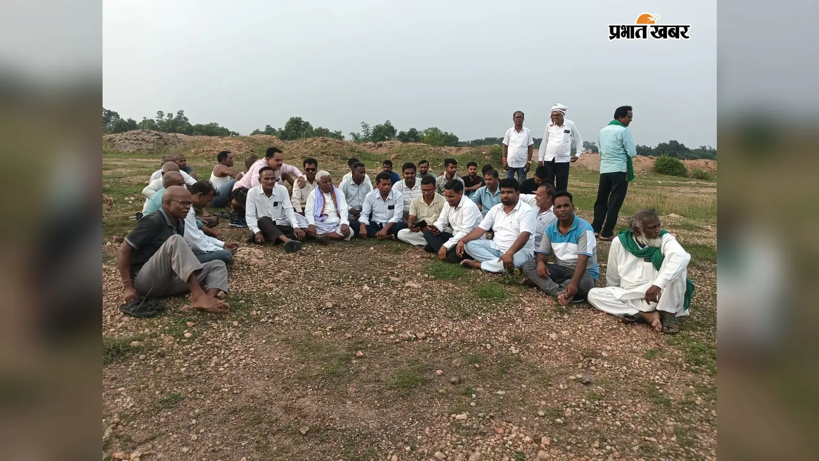 चितरडीह पहाड़ी पर डिग्री कॉलेज निर्माण की मांग, ग्रामीणों ने दी सत्याग्रह की चेतावनी