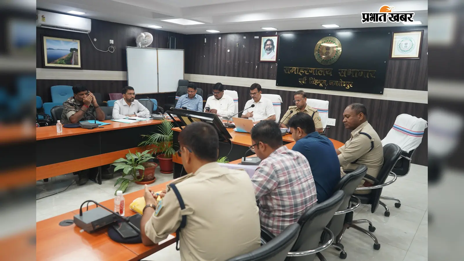 अवैध खनन को लेकर चलेगा अभियान, 67 टन बालू और 38 टन पत्थर एक माह में जब्त