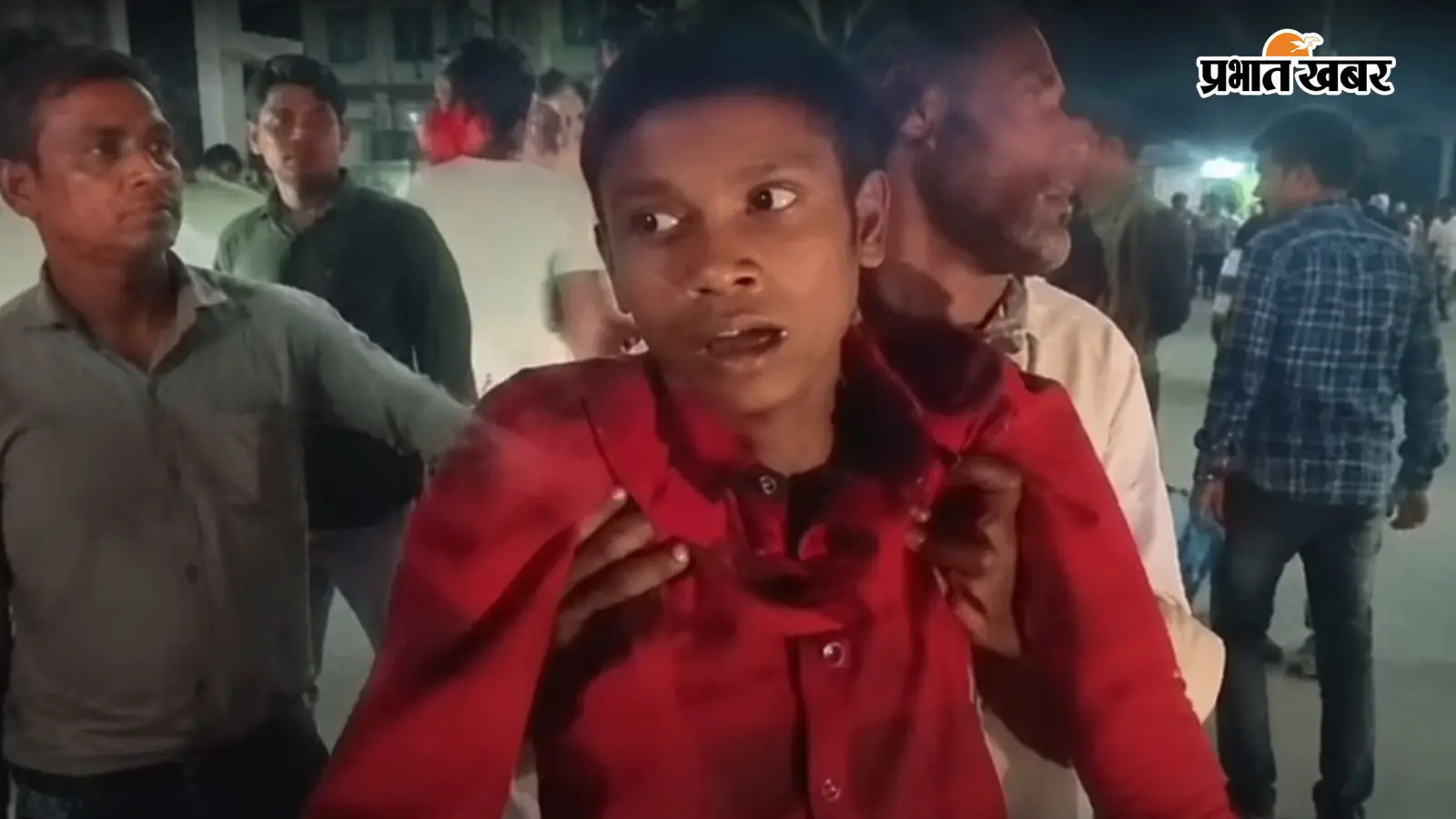 वीडियो वायरल: यूपी के मिर्जापुर में कुत्ते के काटने के बाद भौंकने लगा किशोर, डॉक्टर बोले- रेबीज के लक्षण