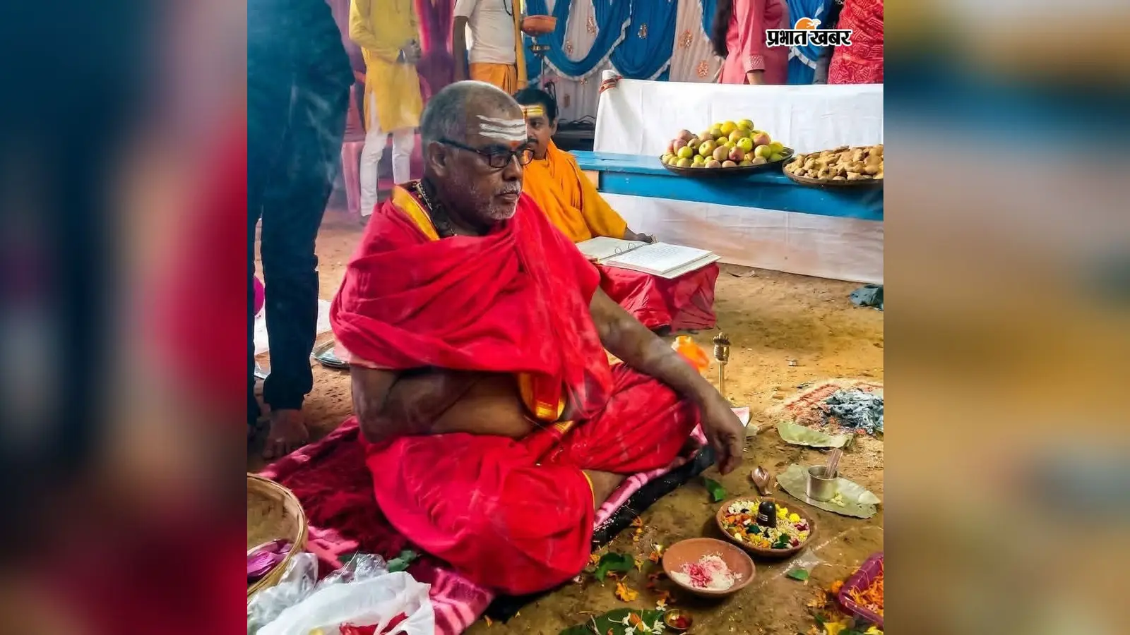 त्रिकूटांचल बासंती पूजा समिति के पुजारी हरिलाल मिश्र का निधन
