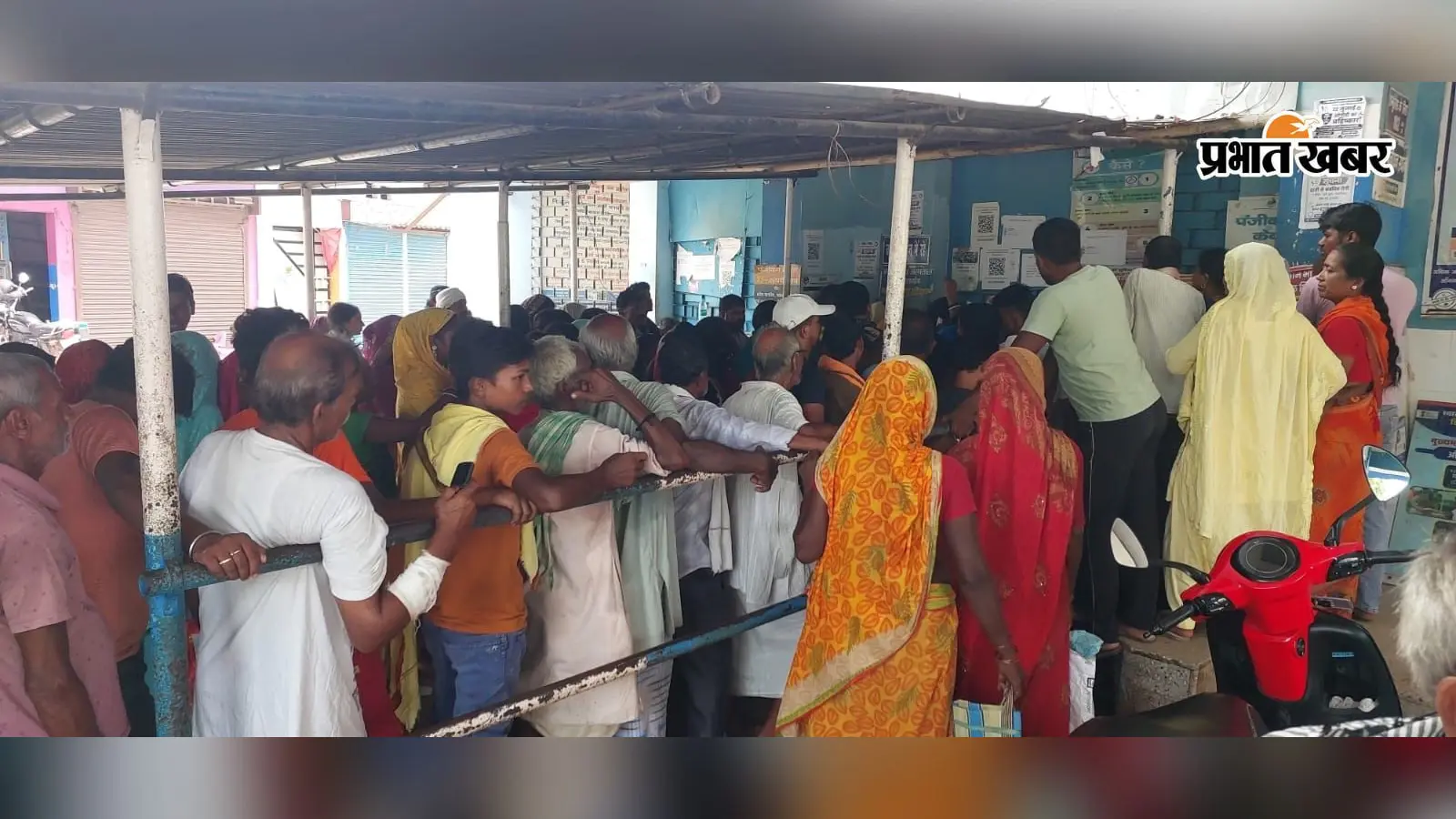 सावन में मौसम का उतार-चढ़ाव बना मुसीबत, वायरल बुखार की चपेट में बच्चे, सदर अस्पताल अररिया में बढ़ी भीड