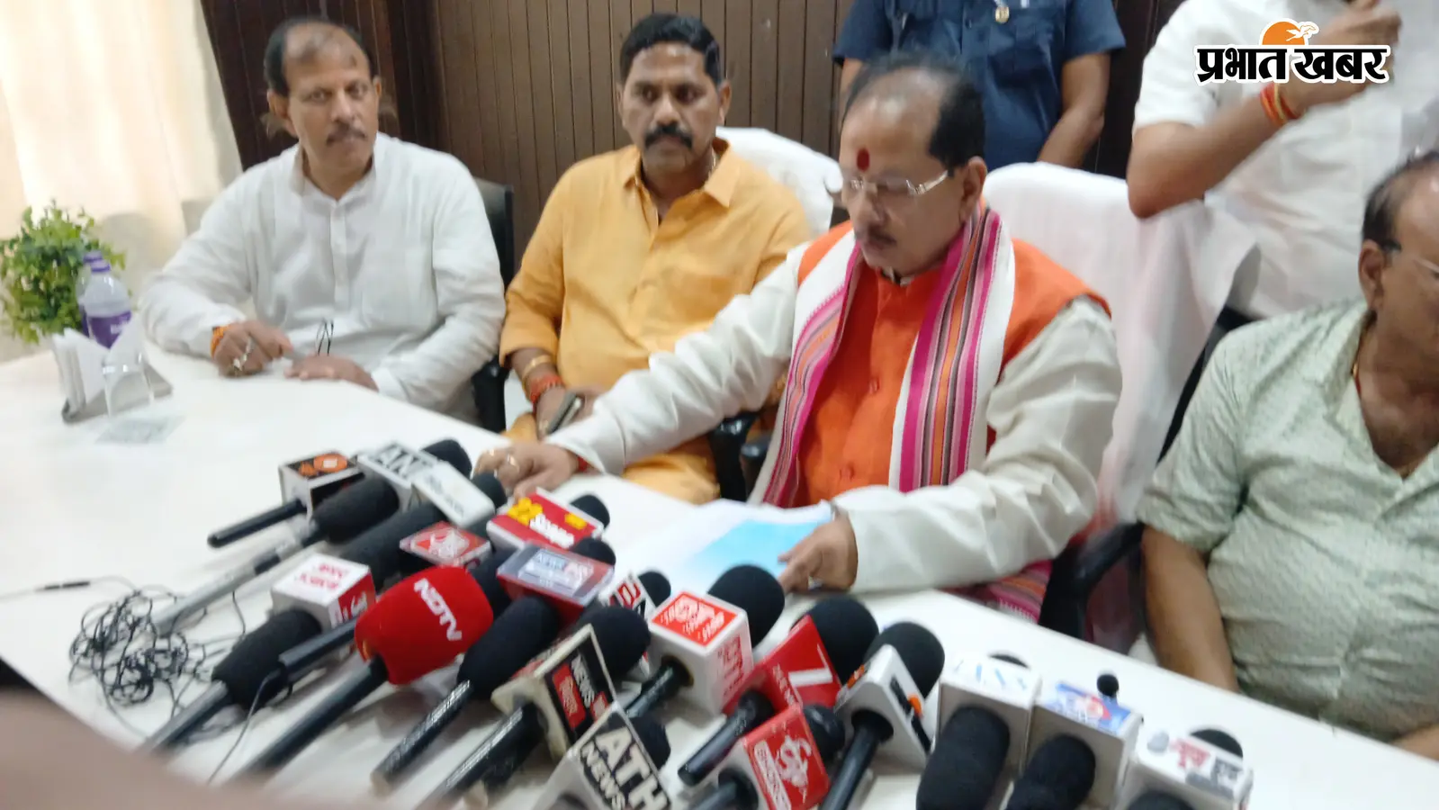 गया में कृषि मंत्री विजय कुमार सिन्हा का विपक्ष पर हमला, बोले. ‘गरीब, युवा, महिला और किसान ही विकास की असली जाति’