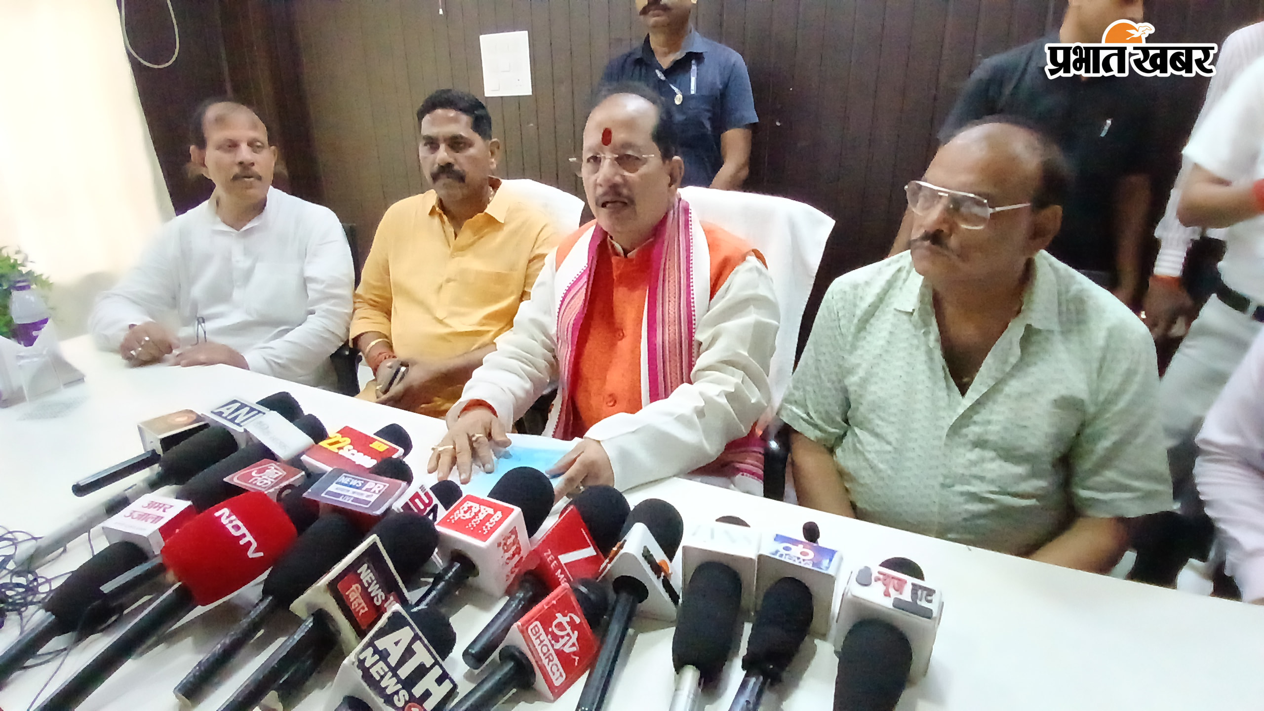 जाति की राजनीति नहीं, विकास की बात होगी: कृषि मंत्री विजय सिन्हा | Prabhat Khabar Network