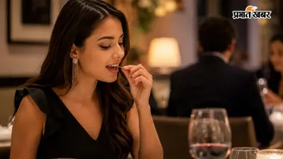 दांतों में फंस गया खाना तो टेबल पर न निकालें Toothpick, जानें क्या है सही Etiquette