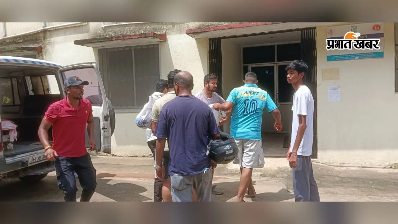 बागबेड़ा में अधेड़ का मिला शव, बिखरा था खून, गले पर...