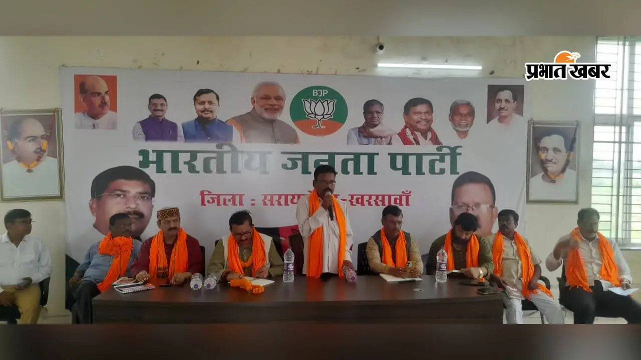 भाजपा की एसआईआर को लेकर बैठक, जिला प्रभारी बोले - अंतिम चरण में है कार्य, योग्य नाम जोड़ने पर दें जोर