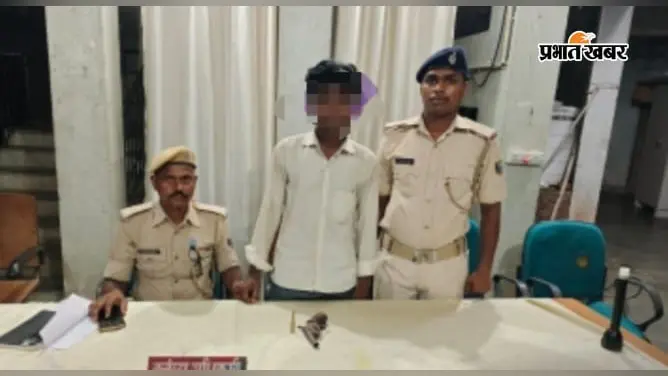 भोजपुर में सोशल मीडिया पर हथियार लहराना पड़ा भारी, वीडियो वायरल होते ही बदमाश गिरफ्तार