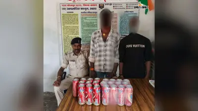 बक्सर: नया भोजपुर में शराब की खेप के साथ दो युवक गिरफ्तार, अंग्रेजी शराब और बाइक जब्त