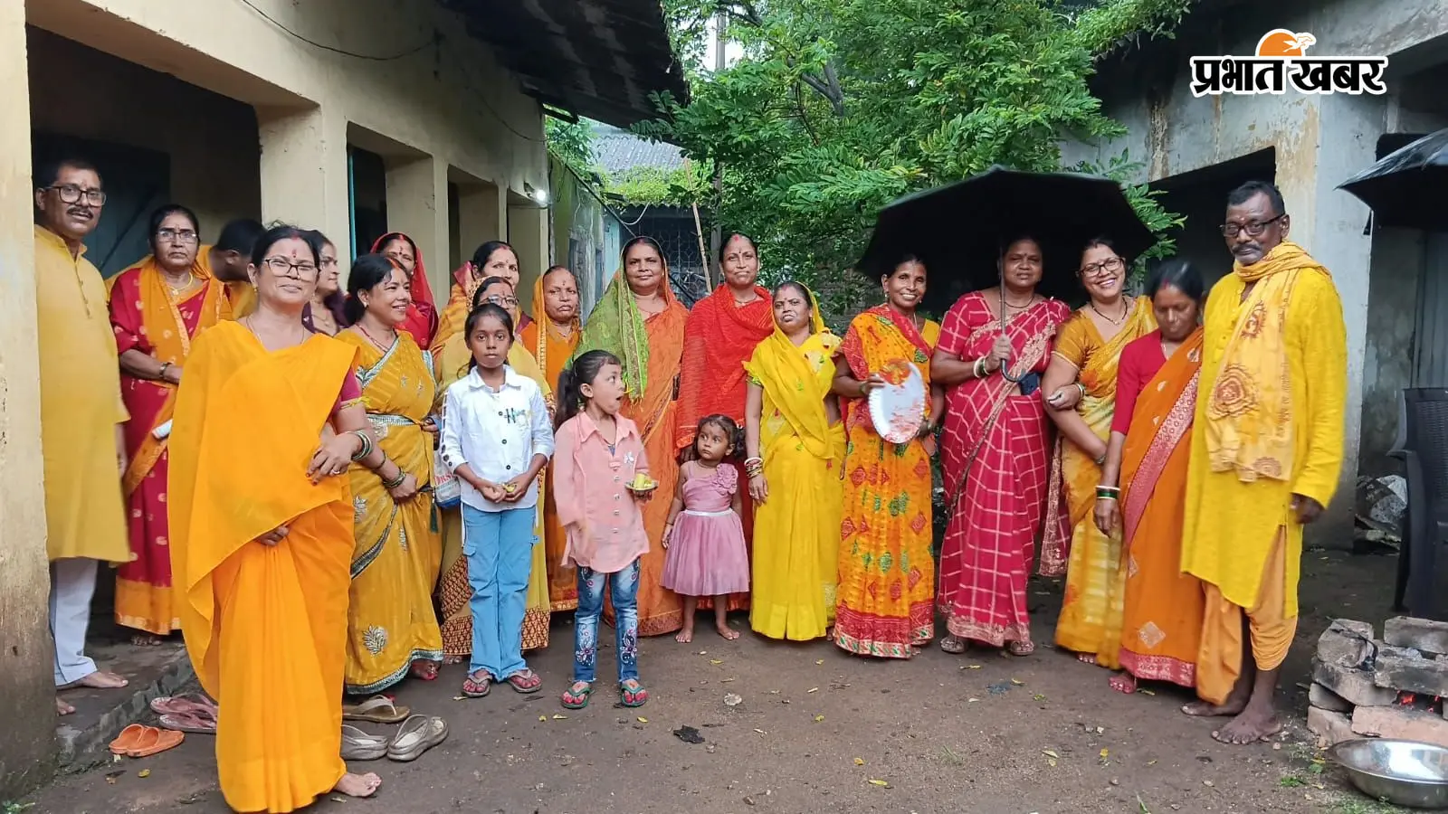 हजारीबाग: चरही में 40 दिवसीय गायत्री मंत्र जाप अनुष्ठान की पूर्णाहुति, पांच कुंडीय यज्ञ में उमड़े श्रद्धालु