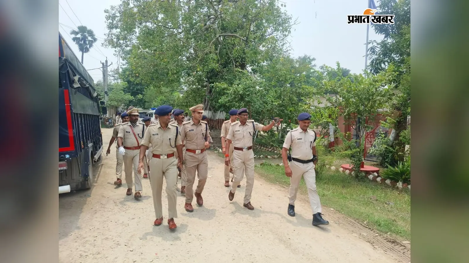 छपरा में एसएसपी रौशन कुमार ने पुलिस केंद्र का किया निरीक्षण, लंबित मामलों के त्वरित निष्पादन का निर्देश