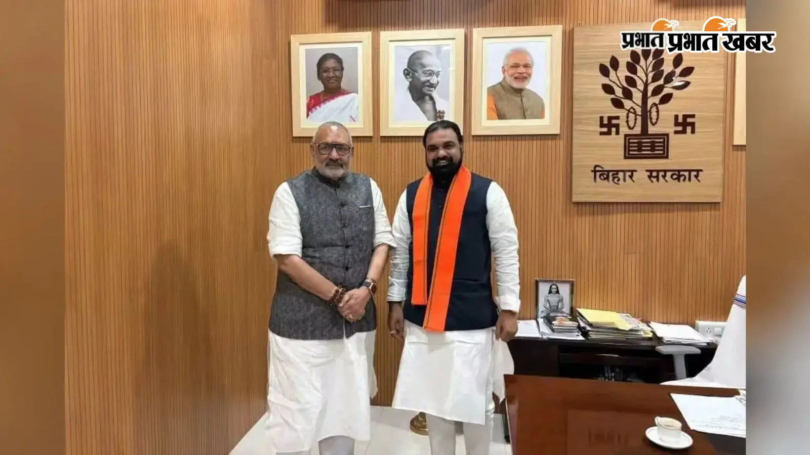बेगूसराय में दिनकर विश्वविद्यालय की स्थापना की दिशा में बड़ा कदम, मुख्यमंत्री सम्राट चौधरी से मिले केंद्रीय मंत्री गिरिराज सिंह, 15 एकड़ भूमि चिह्नित