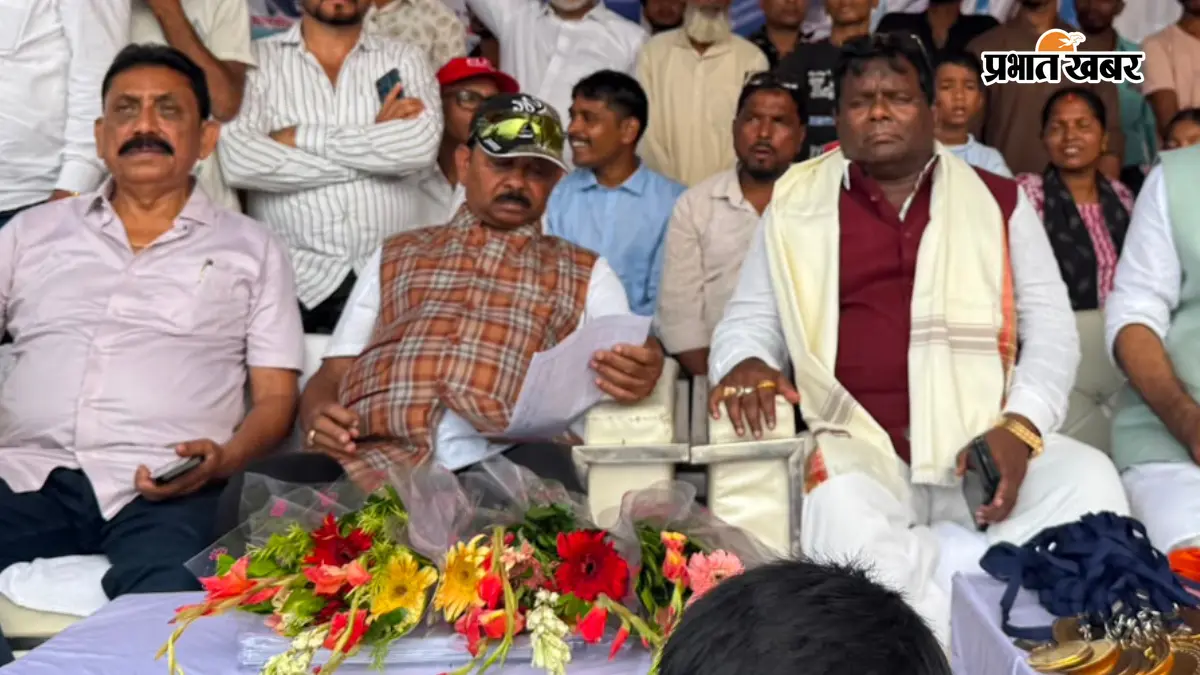 लोहरदगा में बनेगा राज्य स्तरीय स्विमिंग पूल? धीरज साहू ने सीएम से मिलने का किया ऐलान, खिलाड़ियों को मिलेगा बड़ा फायदा