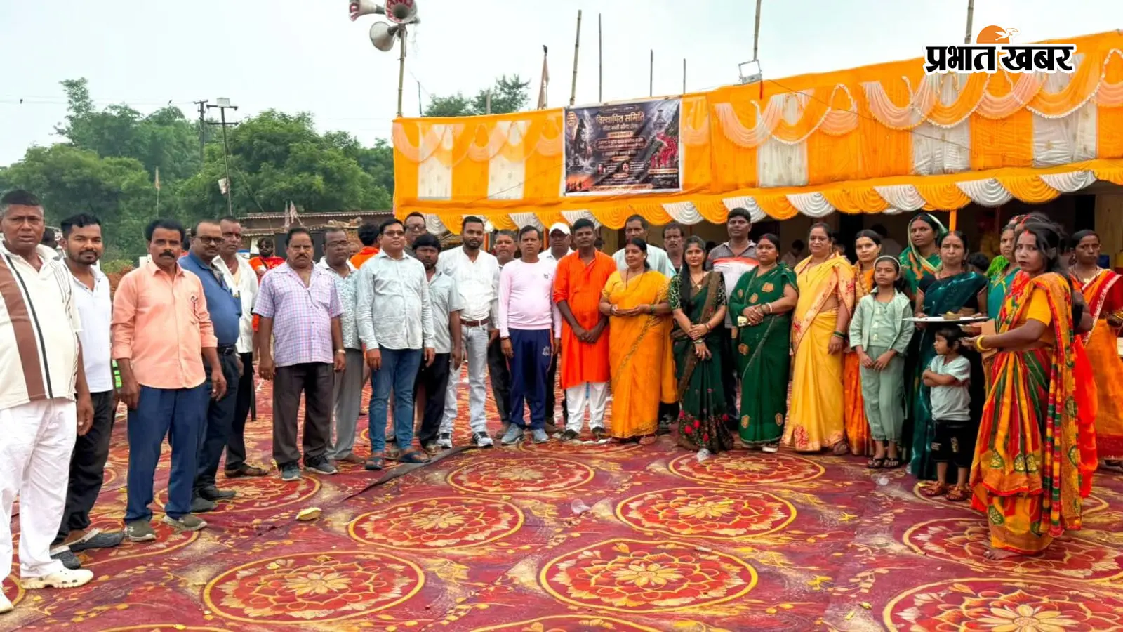 सावन में सेवा की मिसाल: सौंदा बस्ती में हजारों कांवड़ियों के लिए ठहराव, जलपान और भोजन की व्यवस्था