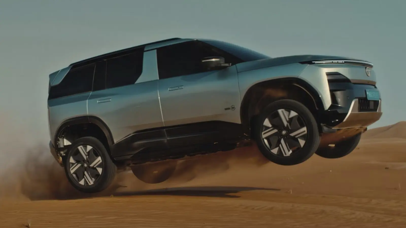 Tata Sierra.ev में बोलकर ऑर्डर होगी कॉफी, FASTag भी होगा रिचार्ज, जानें DrivePay फीचर के बारे में