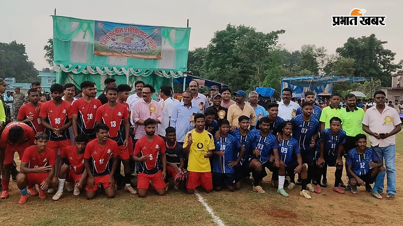 गुमला में बारिश के बीच ब्रदर एफसी ने जीता जिला फुटबॉल लीग का खिताब