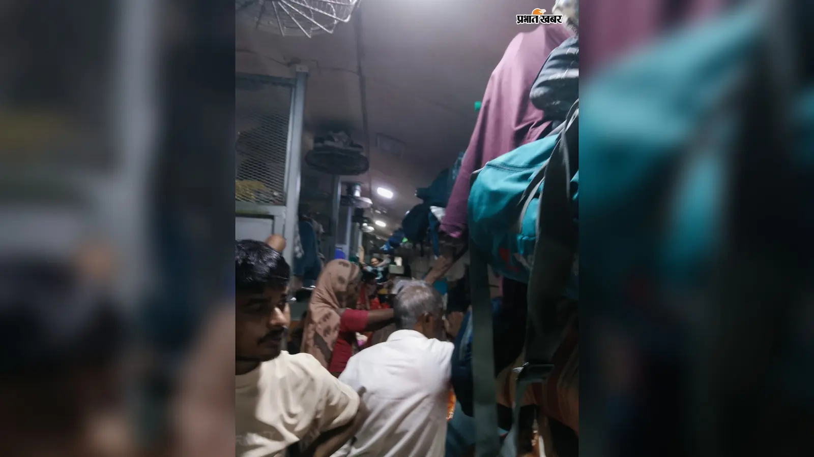 15701 इंटरसिटी पर बढ़ा यात्रियों का दबाव, अतिरिक्त ट्रेन की उठी मांग