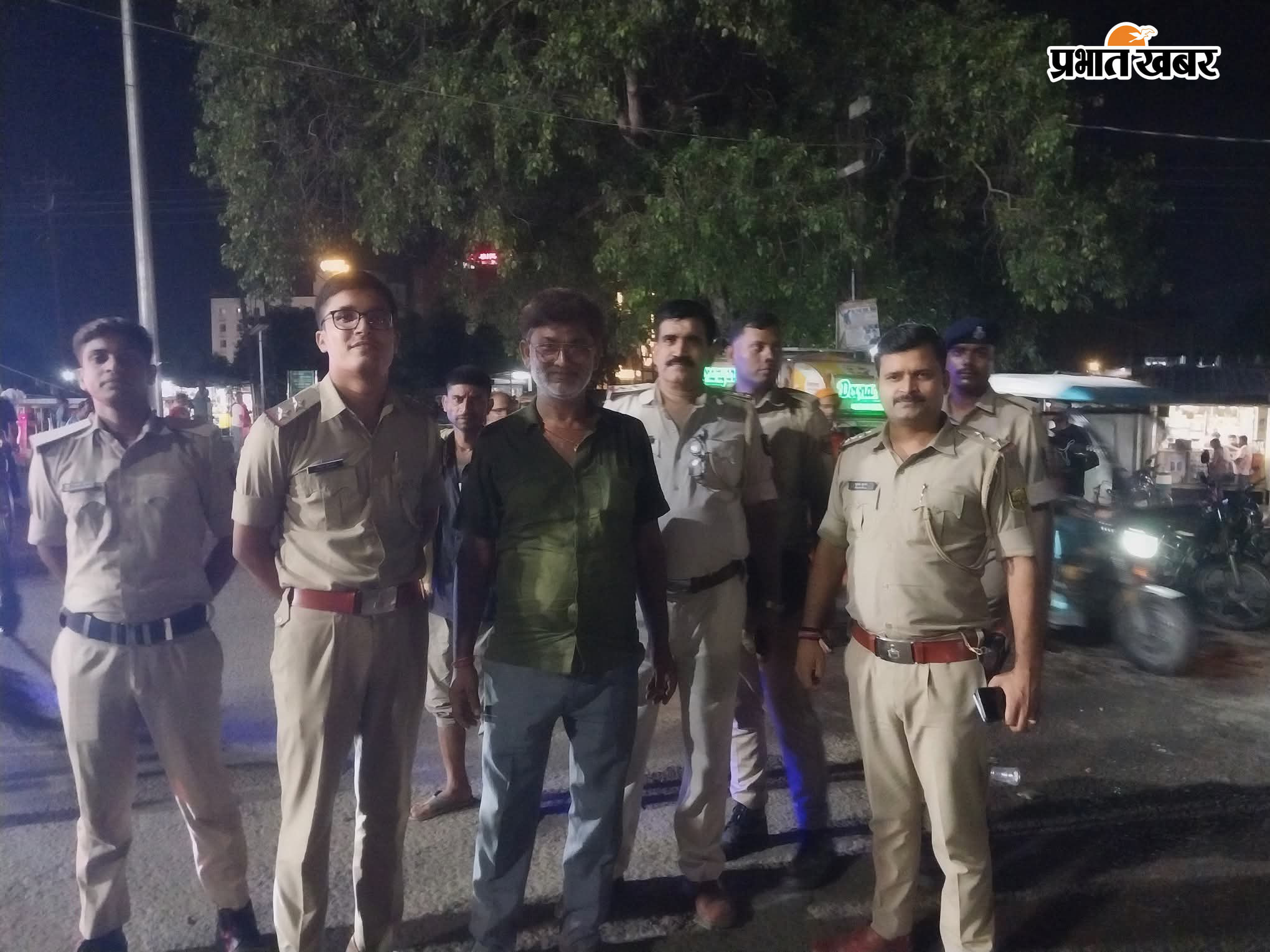 सुरक्षा में तैनात पुलिसकर्मी | Prabhat Khabar Network
