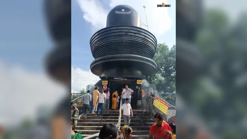 हर-हर महादेव से गूंजा बगोदर, अंतिम सोमवारी पर शिवालयों में उमड़े श्रद्धालु