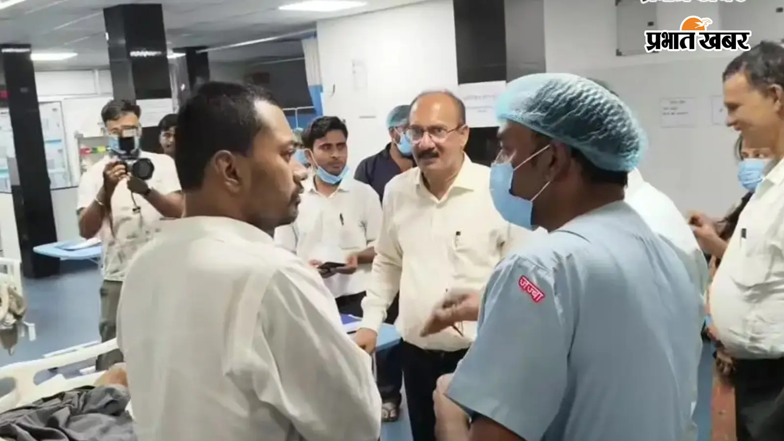 स्वास्थ्य मंत्री के औचक निरीक्षण में खुली सदर अस्पताल की कुव्यवस्था, ड्यूटी से गायब मिलीं डॉक्टर