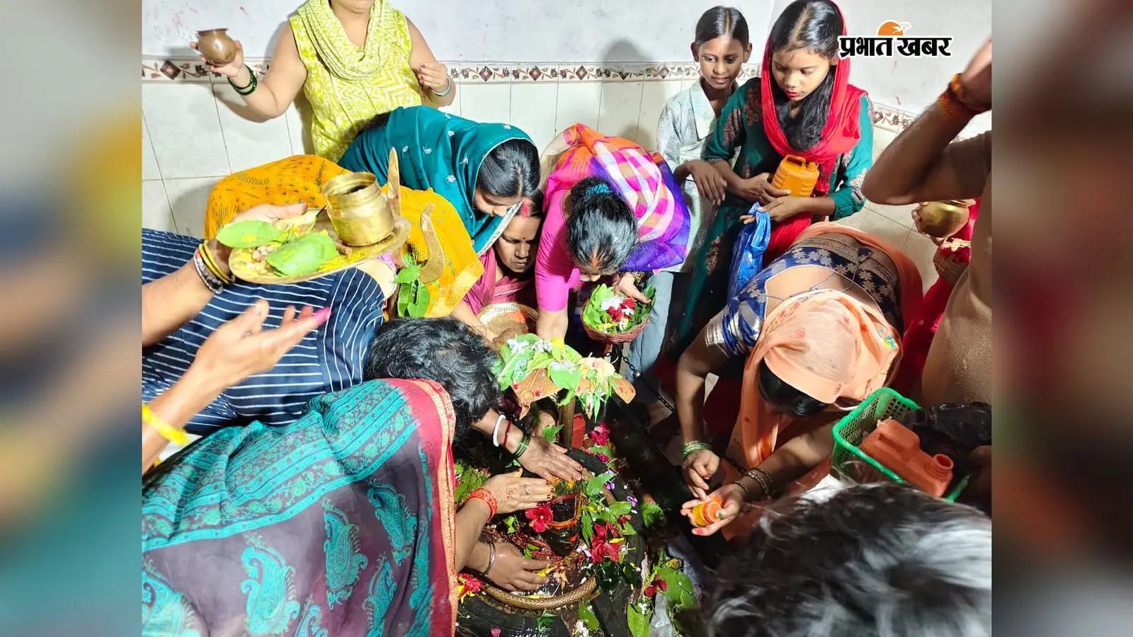 अंतिम सोमवारी पर शिवमय हुआ सूर्यगढ़ा, हर-हर महादेव के जयकारे से गूंजा इलाका