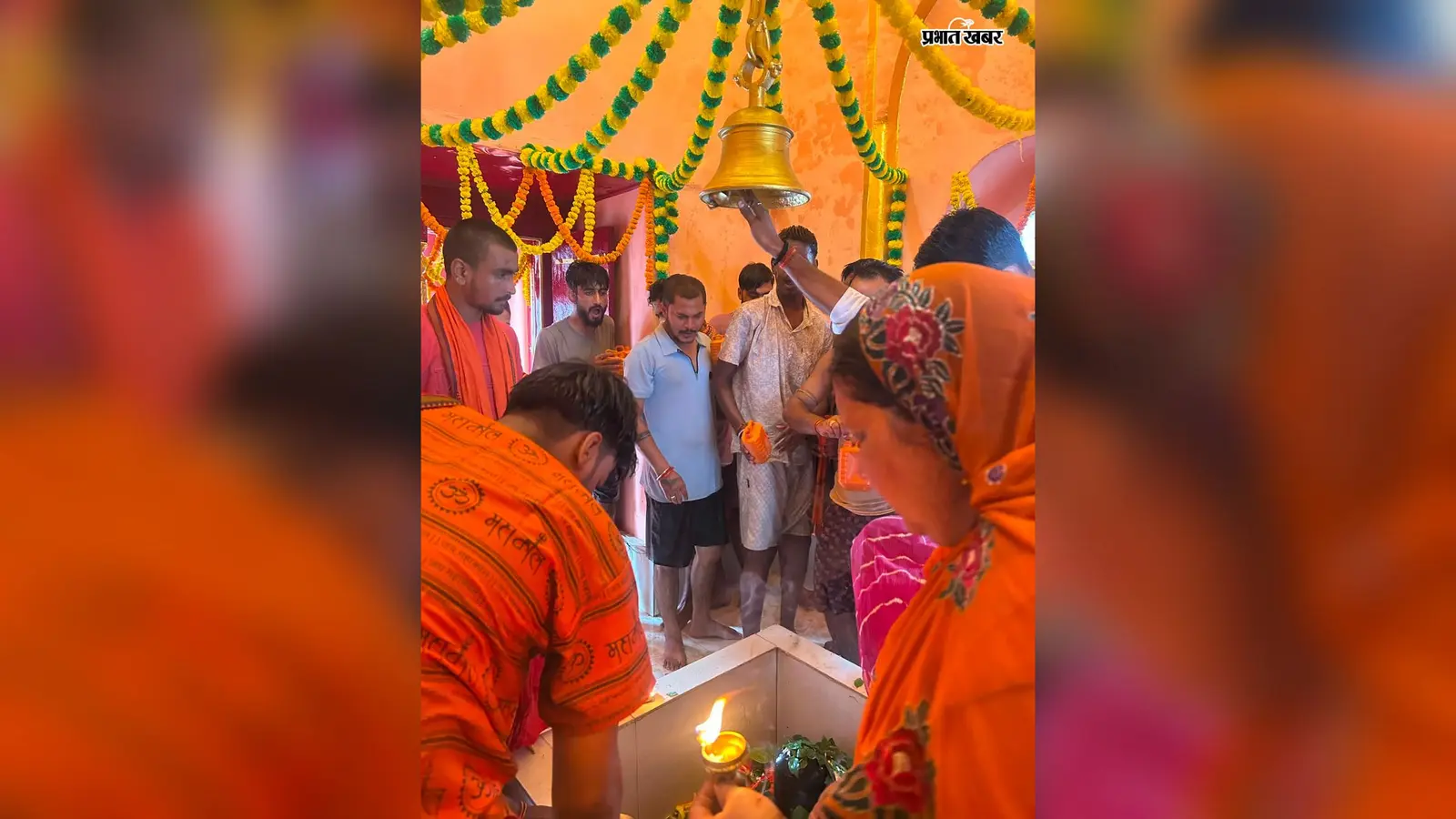अंतिम सोमवारी पर बोल बम से गूंजा रोसड़ा, बाबा कालेश्वर नाथ का कांवरियों ने किया जलाभिषेक