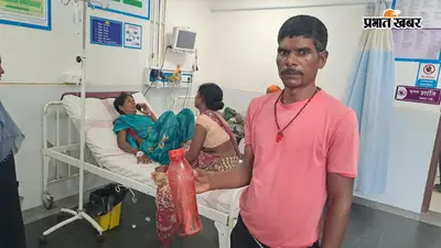 घर में सो रही वृद्धा को जहरीले सांप ने डसा, बोतल में सांप लेकर अस्पताल पहुंचे परिजन