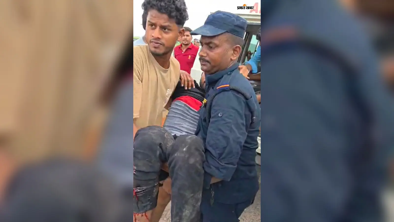 Bettiah: भारत-नेपाल सीमा पार करते ही हुआ हादसा, दो बाइक सवार गंभीर रूप से घायल
