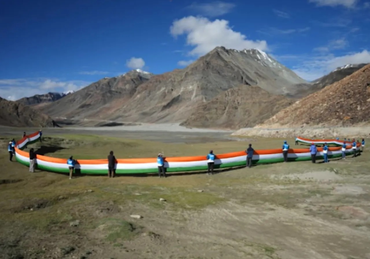 ओडिशा की महिला पर्वतारोहियों ने हिमाचल प्रदेश के लाहौल स्थित माउंड यूनाम फतह किया.