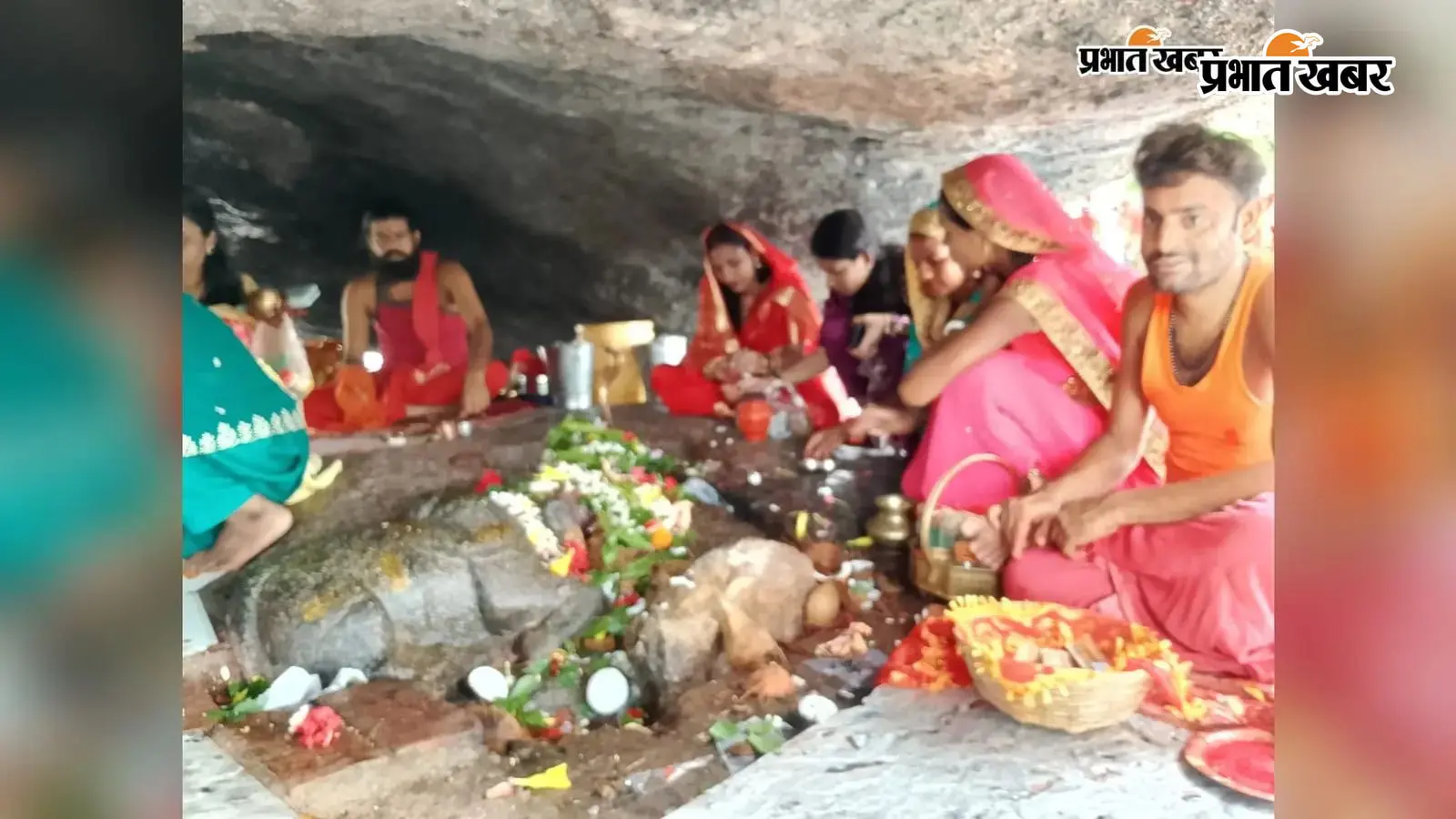 सावन की अंतिम सोमवारी पर मदनपुर के शिवालयों में उमड़ी श्रद्धालुओं की भीड़, हर-हर महादेव से गूंजा क्षेत्र